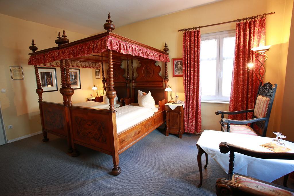Alte Thorschenke Hotel โคเคห์ม ภายนอก รูปภาพ