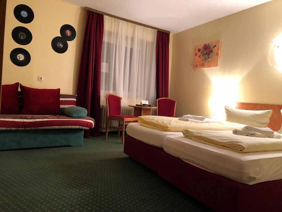 Alte Thorschenke Hotel โคเคห์ม ภายนอก รูปภาพ